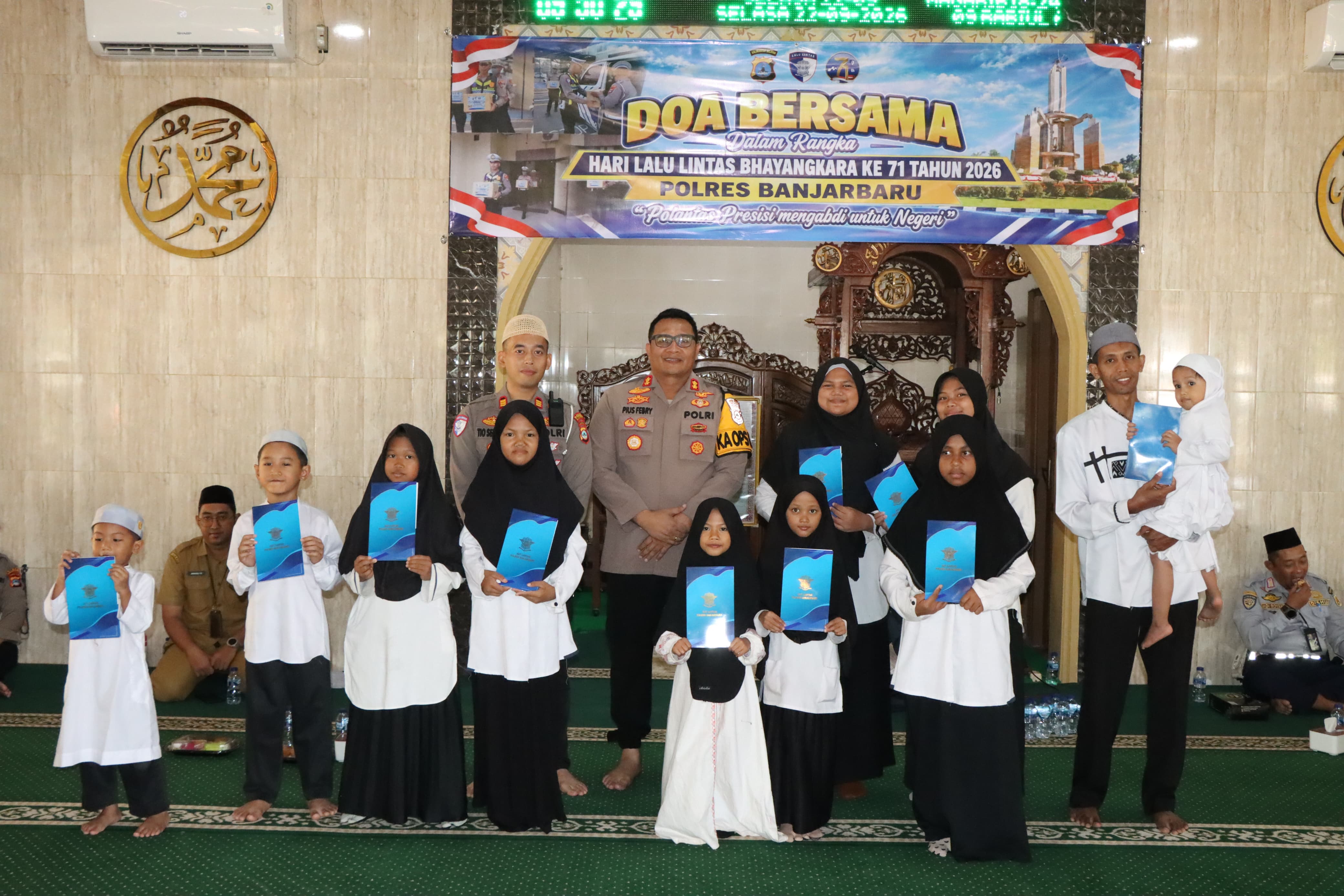 Hari Lalu Lintas Bhayangkara ke-71, Polres Banjarbaru Gelar Doa Bersama dan Santuni Anak Yatim